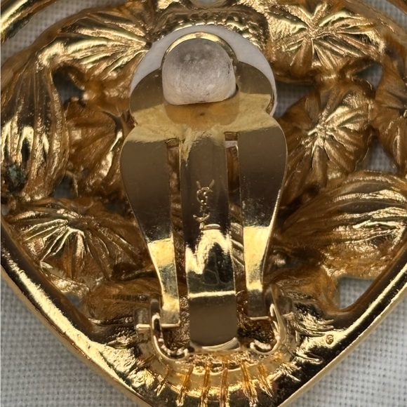 vintage Yves Saint Laurent matching set brooch/clip-on earrings made in France - Picture 9 of 11
